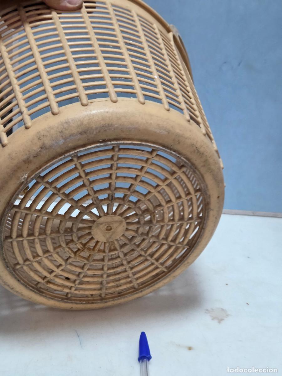 Antig&uuml;edades: cesta de pescar vintage - Foto 3