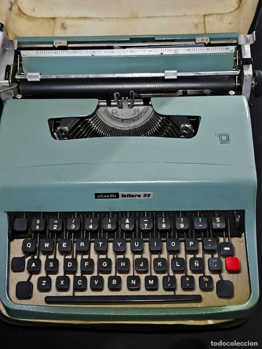 Antig&uuml;edades: Vintage Olivetti Lettera 32 Typewriter | Perfect Working Order | Original Case