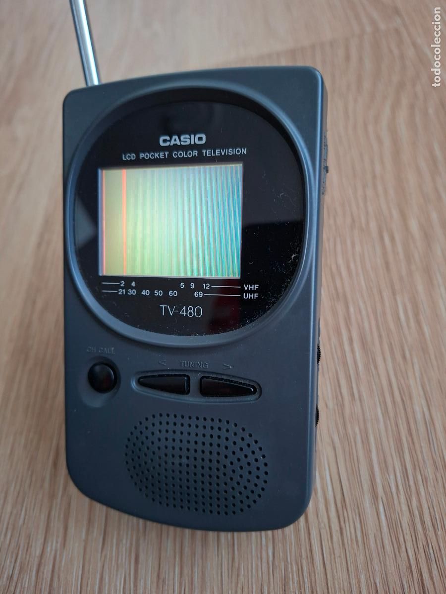 Antig&uuml;edades: Casio LCD Pocket Color Television TV-480 - Pantalla 2,2''