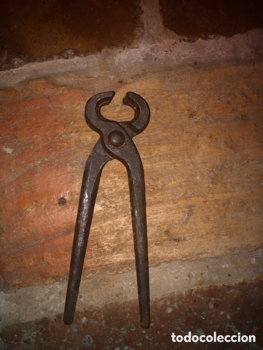 Antig&uuml;edades: Tenazas antiguas hierro