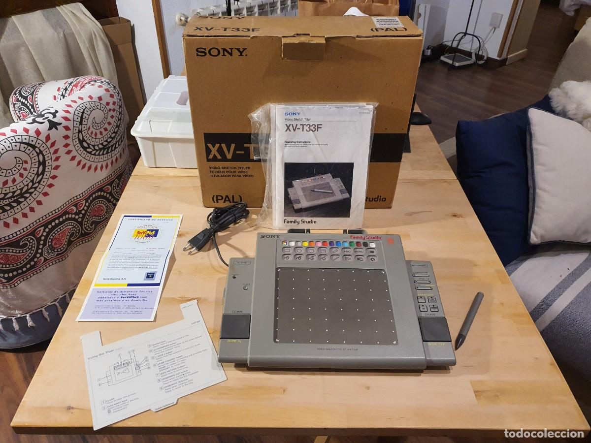 Antig&uuml;edades: Sony XV-T33F Video Sketch Titler (Family Studio) - Completo con Caja, Manuales y L&aacute;piz - Impecable