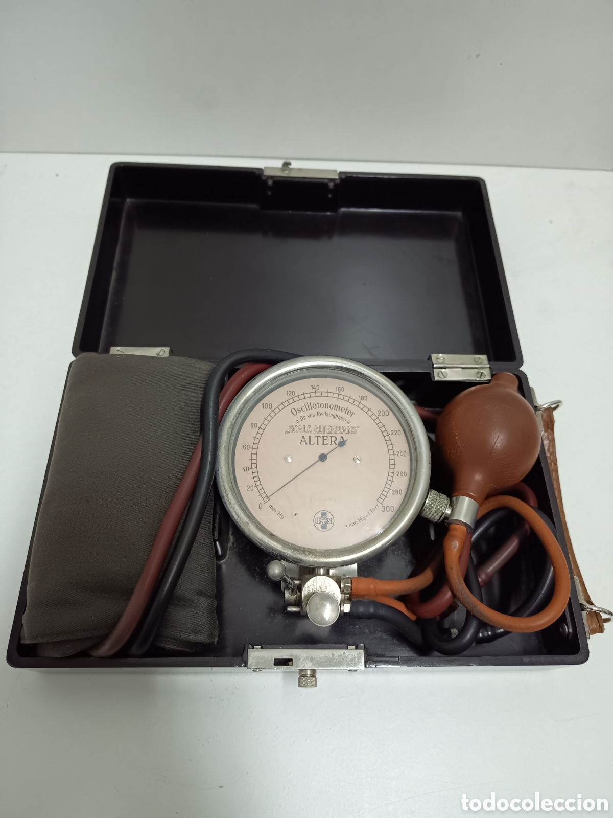 Antig&uuml;edades: OSCIL&Oacute;METRO TENSI&Oacute;METRO DR. H. VON RECKLINGHAUSEN - ALTERA - EN ESTUCHE ORIGINAL DE BAQUELITA