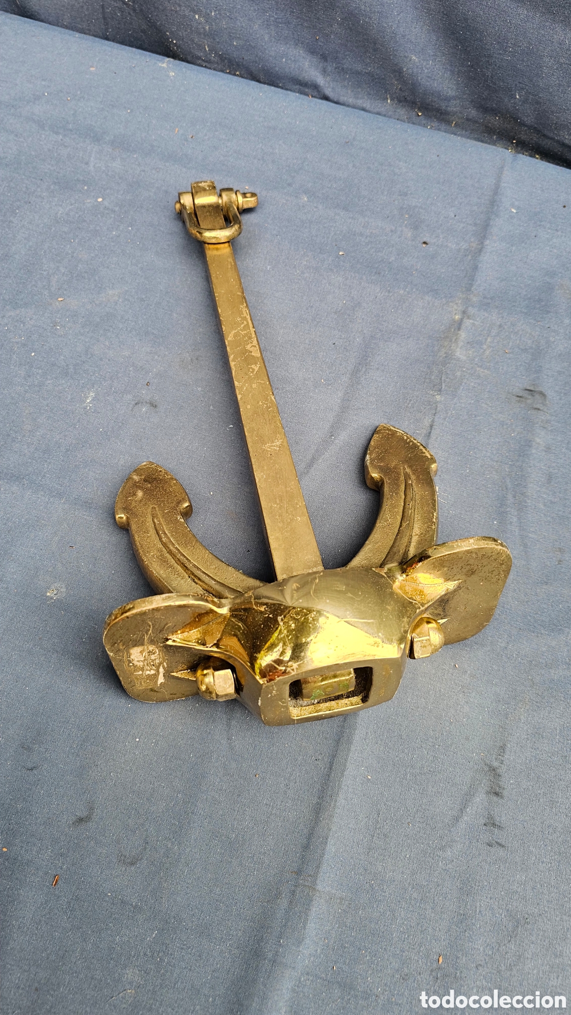 Antig&uuml;edades: Ancla de bronce pulido