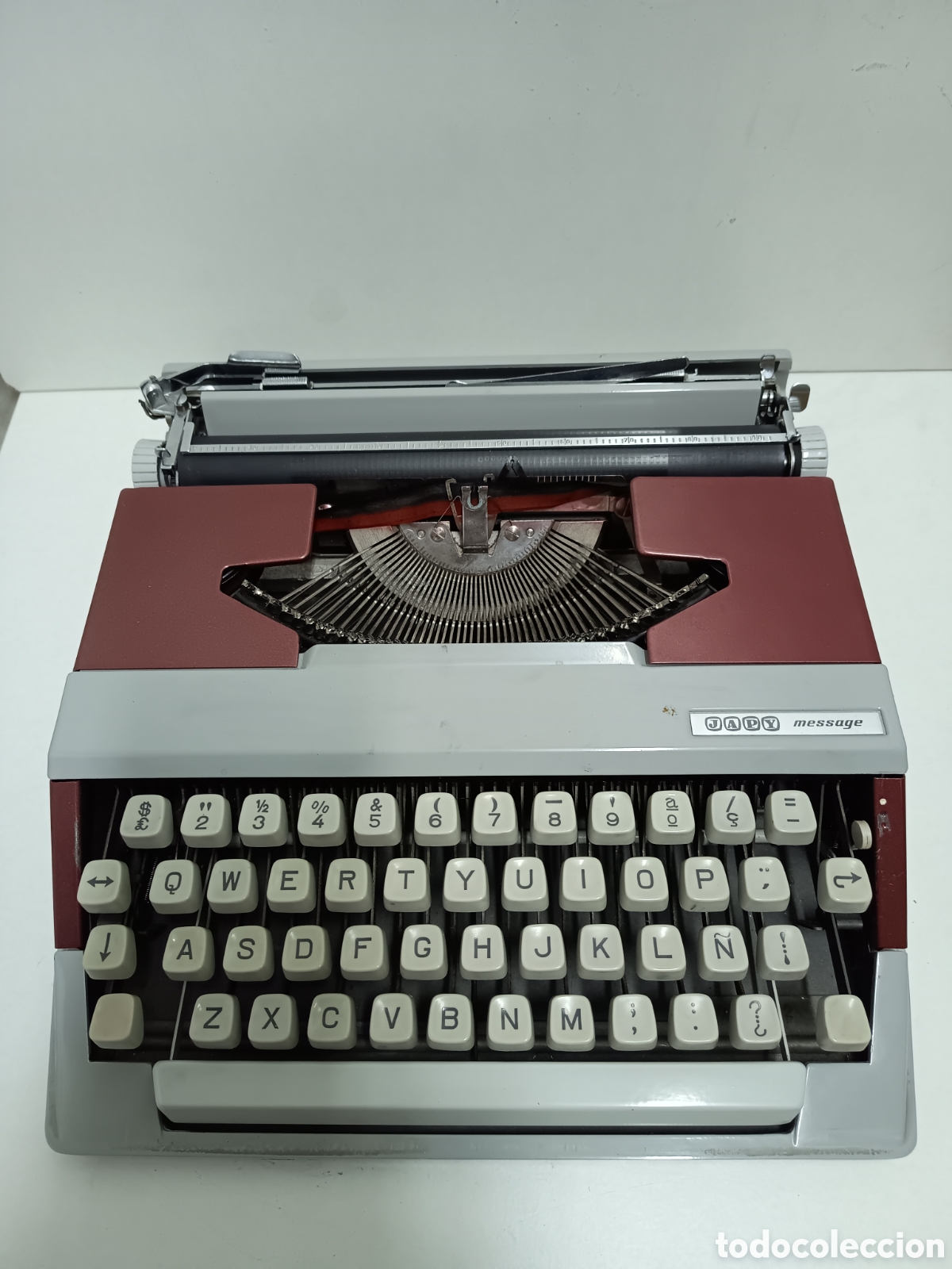 Antig&uuml;edades: MAQUINA ESCRIBIR PORTATIL JAPY MESSAGE CON MALET&Iacute;N