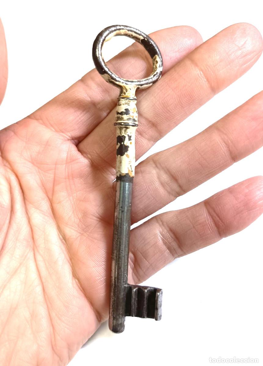 Antig&uuml;edades: Llave Antigua , largo 11 cm - Foto 2