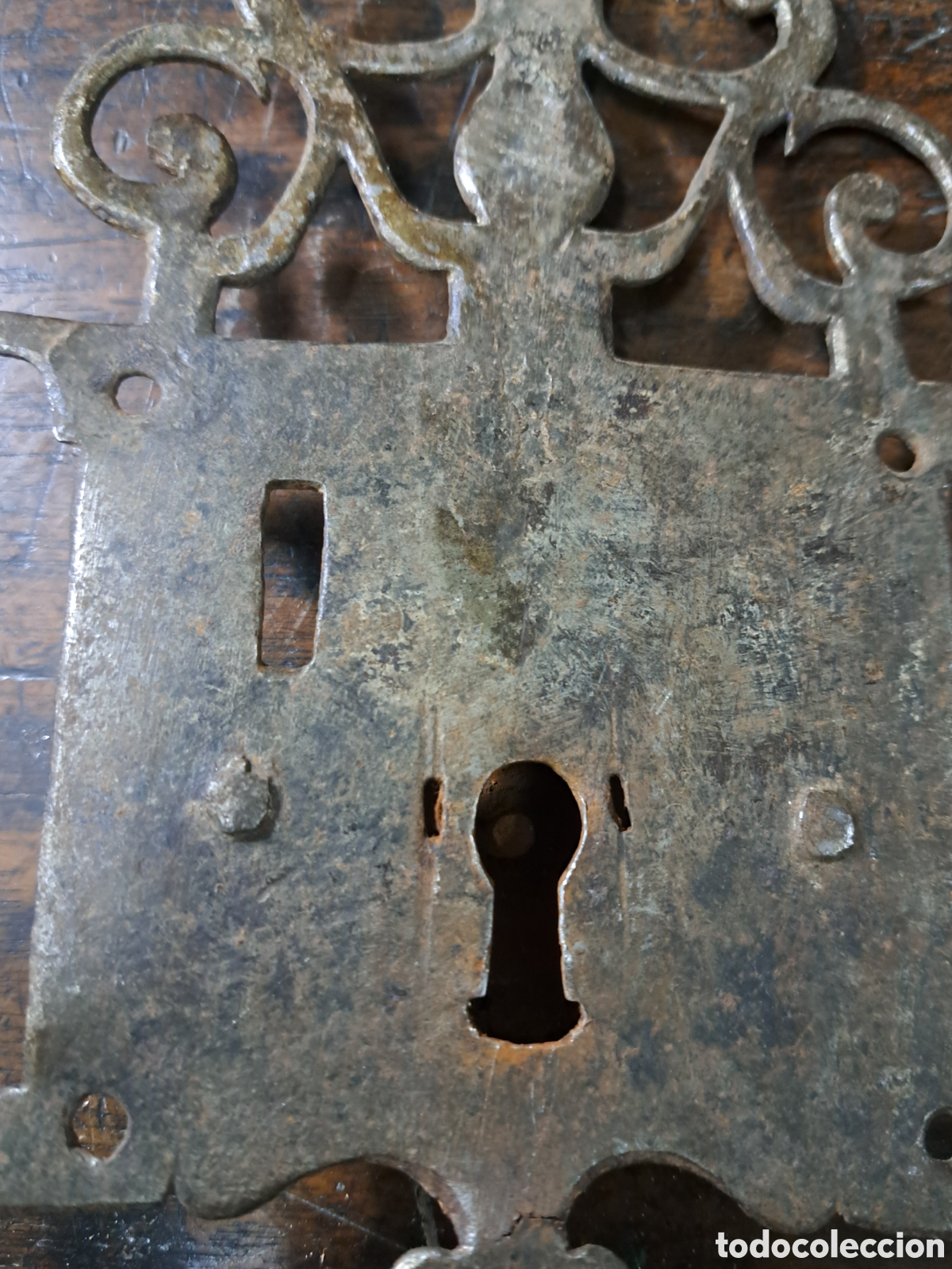 Antig&uuml;edades: Cerradura de forja antigua