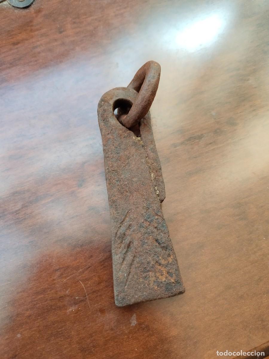 Antig&uuml;edades: Ponderal libra. 218 gramos. - Foto 1