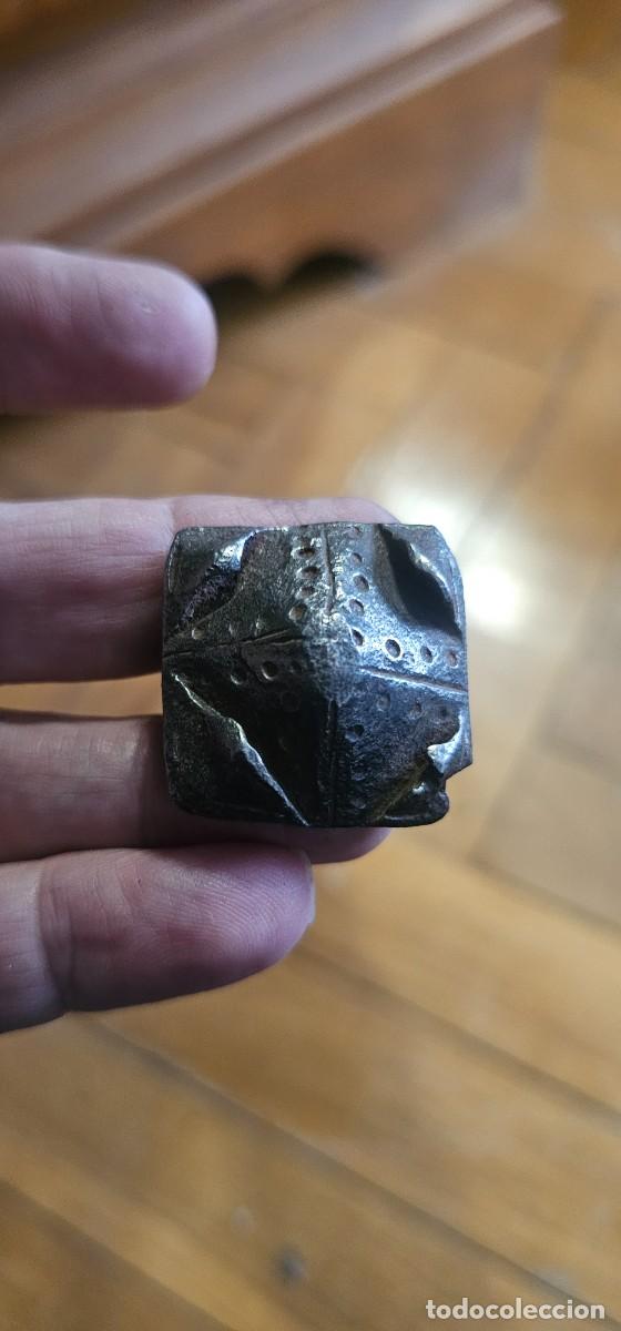 Antig&uuml;edades: Bonito clavo forja siglo XVI XVIII