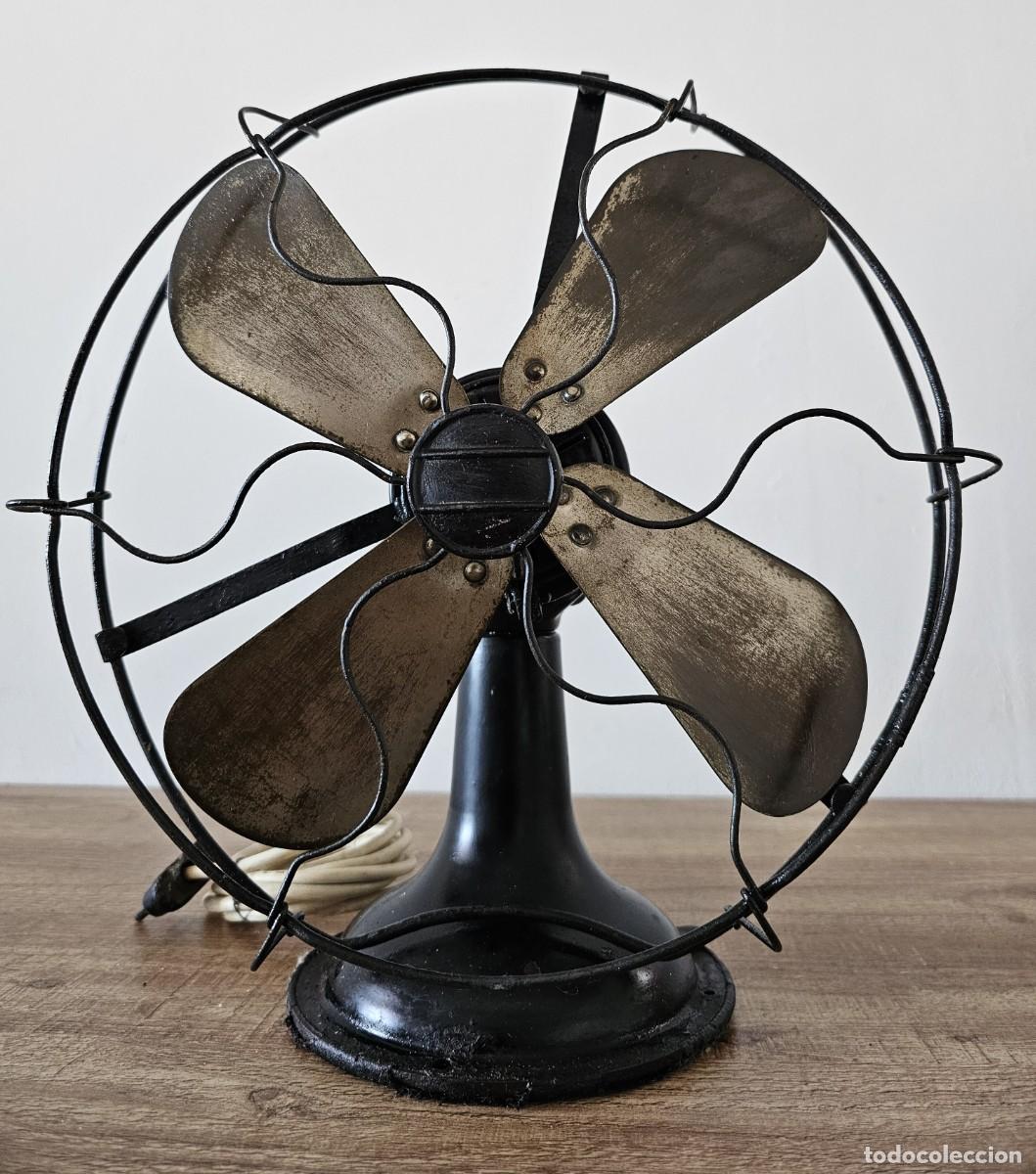 Antig&uuml;edades: ANTIGUO VENTILADOR MARCA AEG - 4 ASPAS - TIPO TVU1/250