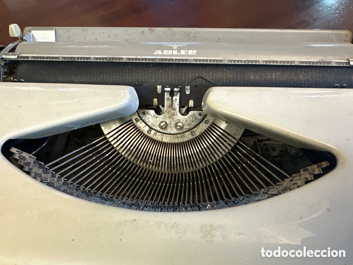 Antig&uuml;edades: M&aacute;quina de escribir. ADLER TIPPA - Foto 5