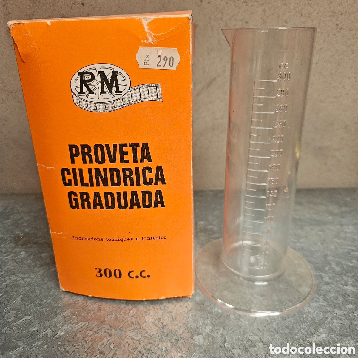 Antig&uuml;edades: Antigua probeta cil&iacute;ndrica graduada 300 c.c RM