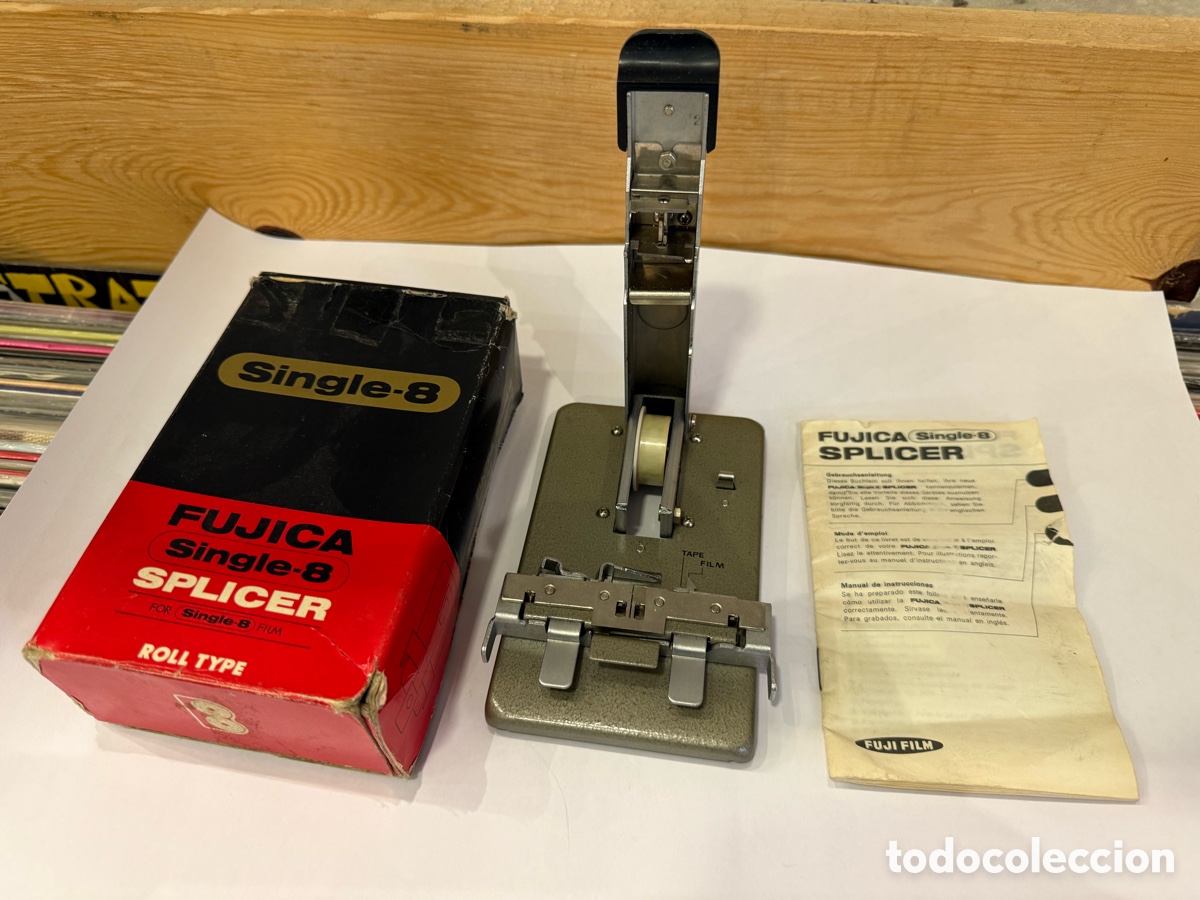 Antig&uuml;edades: EMPALMADORA FUJICA DE PELICULAS SINGLE 8 / SUPER 8 MM SPLICER - MADE IN JAPAN. Incluye instrucciones