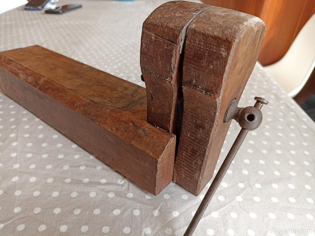 Antig&uuml;edades: Tornillo en madera para banco de carpintero - Foto 4