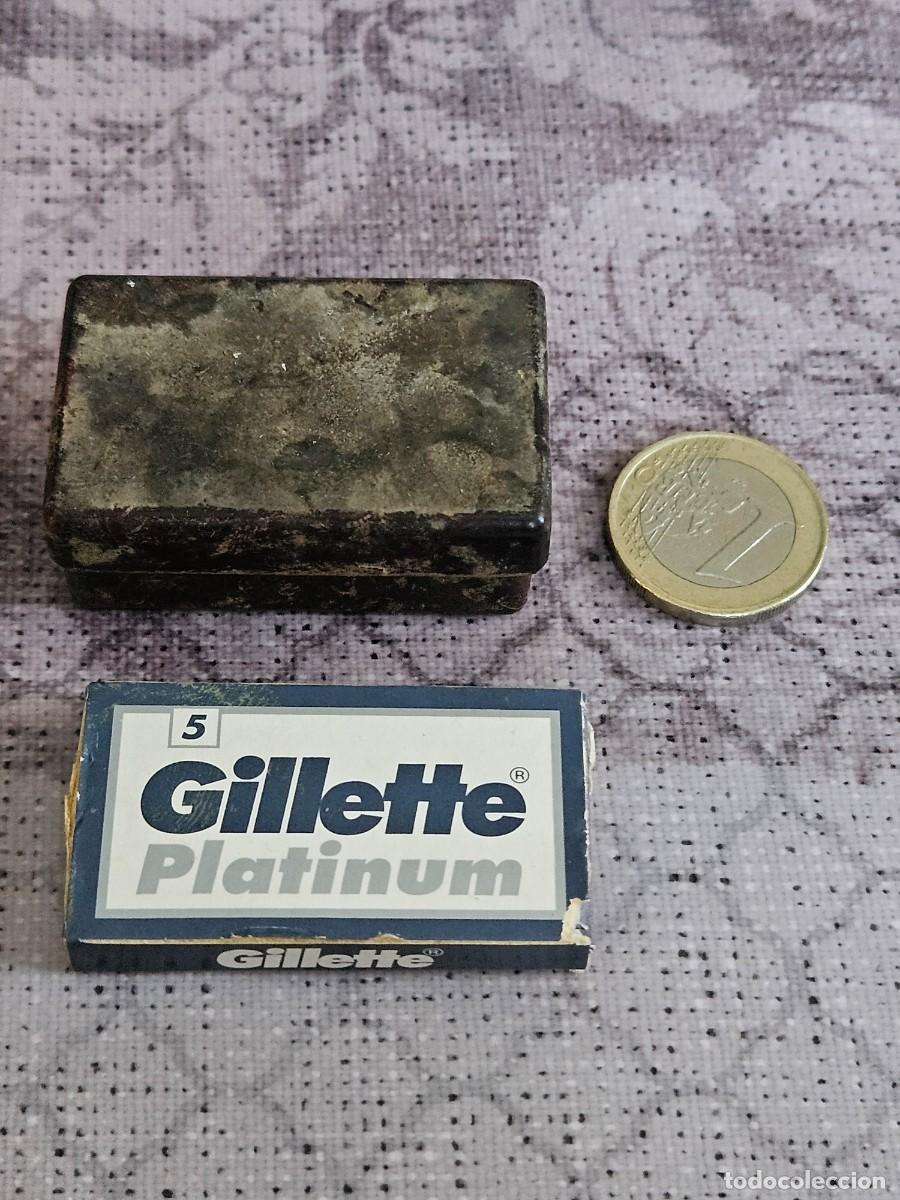 Antig&uuml;edades: Antigua Maquinilla Afeitar De Viaje En Caja Original De Baquelita Del Ejercito Espa&ntilde;ol, A&ntilde;os 40/50.