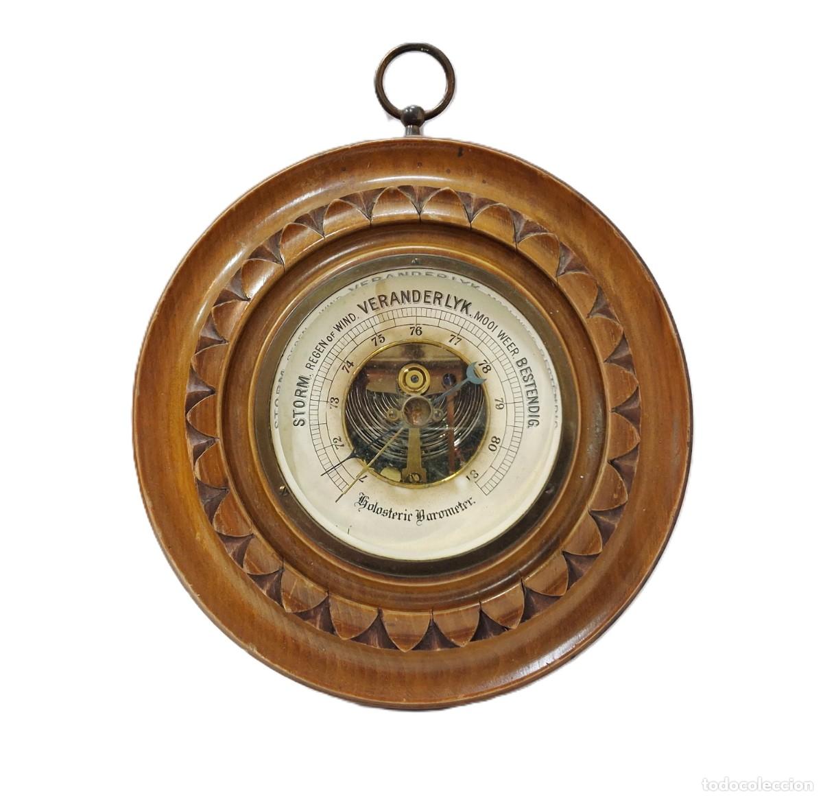 Antig&uuml;edades: Bar&oacute;metro holost&eacute;rico vintage &ndash; madera tallada &ndash; 18 cm &ndash; Europa &ndash; a&ntilde;os 70