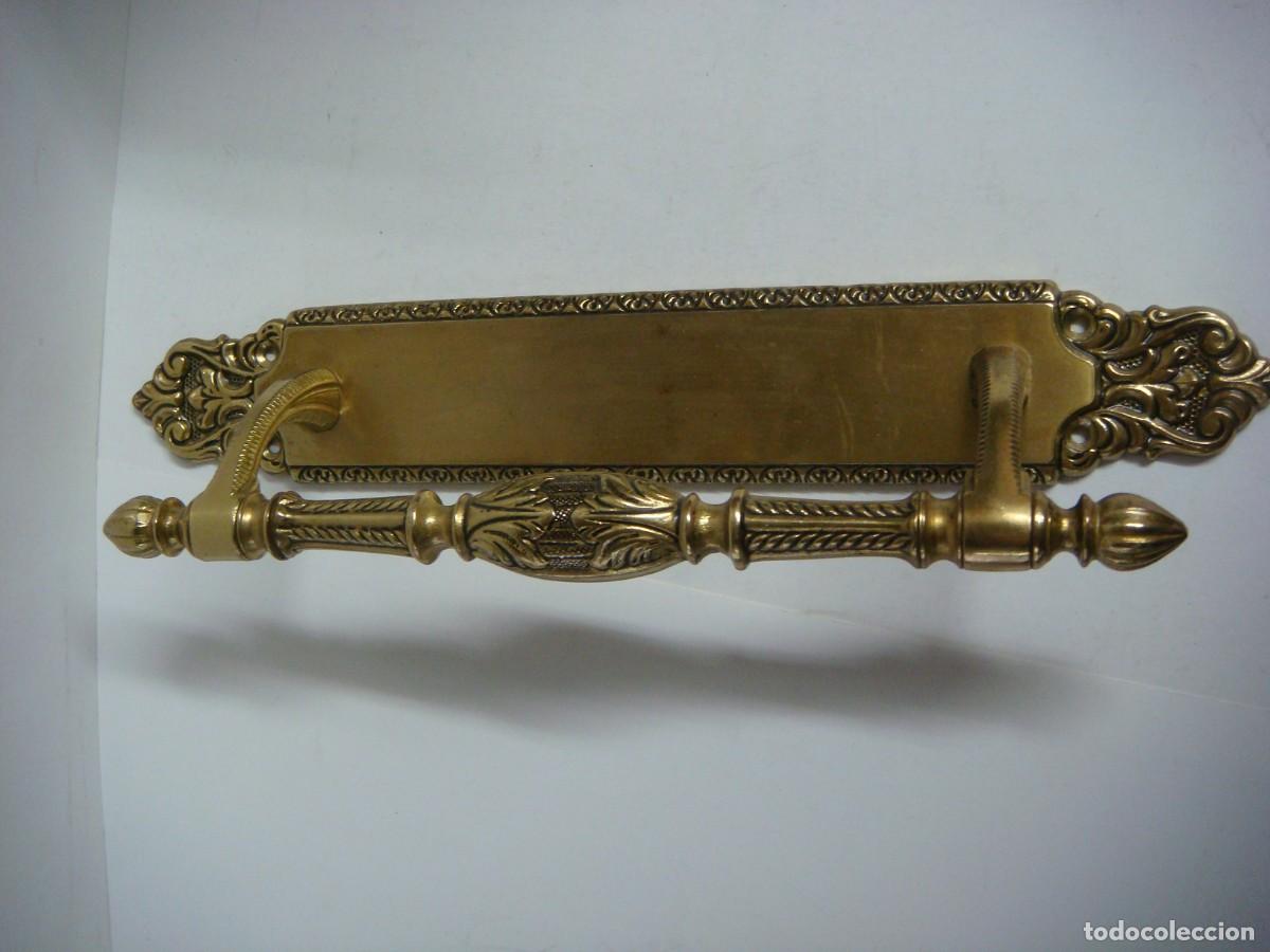 Antig&uuml;edades: TIRADOR DE BRONCE PARA PUERTA-(&) - Foto 2