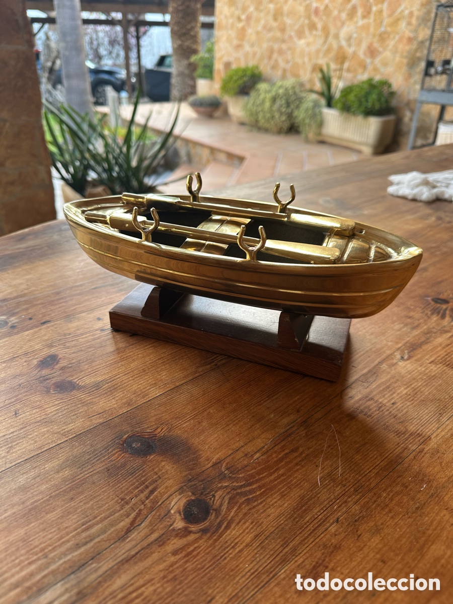 Antig&uuml;edades: Gran bote de remos cl&aacute;sico bronce. - Foto 1