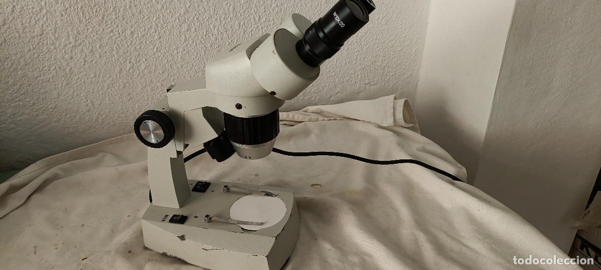 Antig&uuml;edades: MICROSCOPIO MOTIC binocular