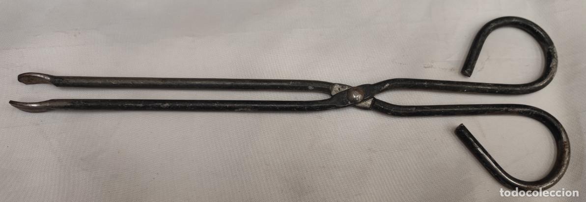 Antig&uuml;edades: ANTIGUAS PINZAS DE ASAR, LIGERAS, 100 GRAMOS Y 25 CM