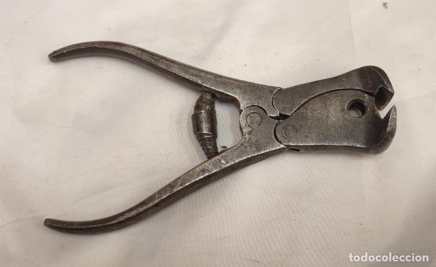 Antig&uuml;edades: ANTIGUAS TENAZAS O ALICATES CORTA ALAMBRES, HACIA LOS A&Ntilde;OS 20, 15 CM
