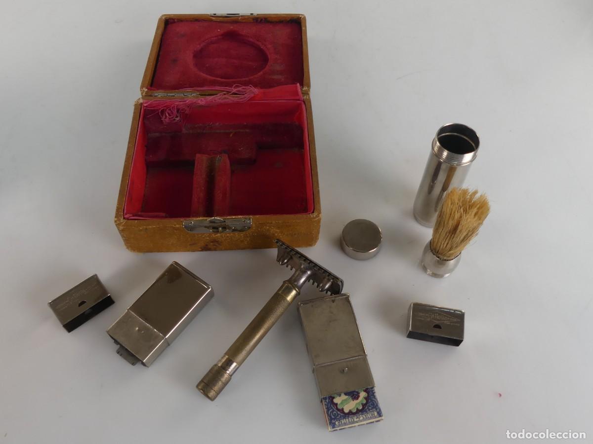 Antiguidades: MAQUINA DE AFEITAR CON CAJA PARA EL VIEJE