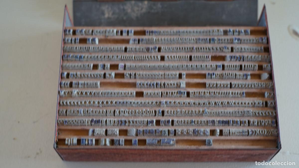 Antig&uuml;edades: Imprentilla Minerva + tipos variados - Foto 2