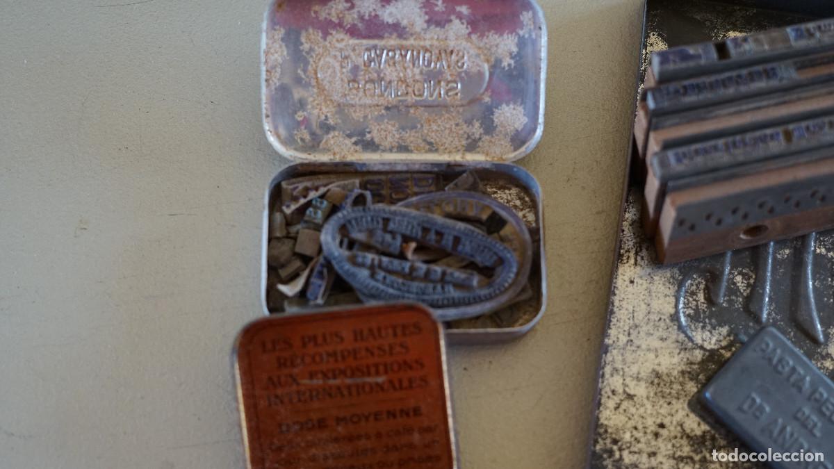Antig&uuml;edades: Imprentilla Minerva + tipos variados - Foto 4