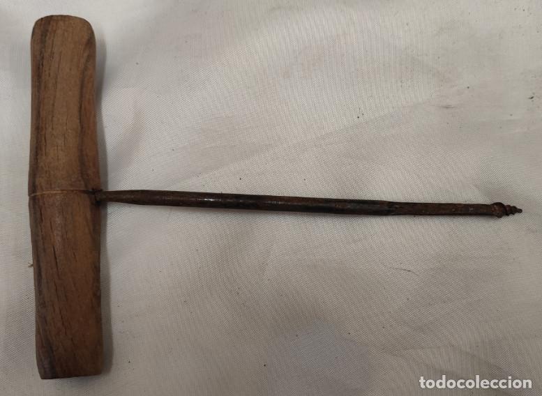 Antig&uuml;edades: ANTIGUA BARRENA PARA MADERA ETC. - Foto 2