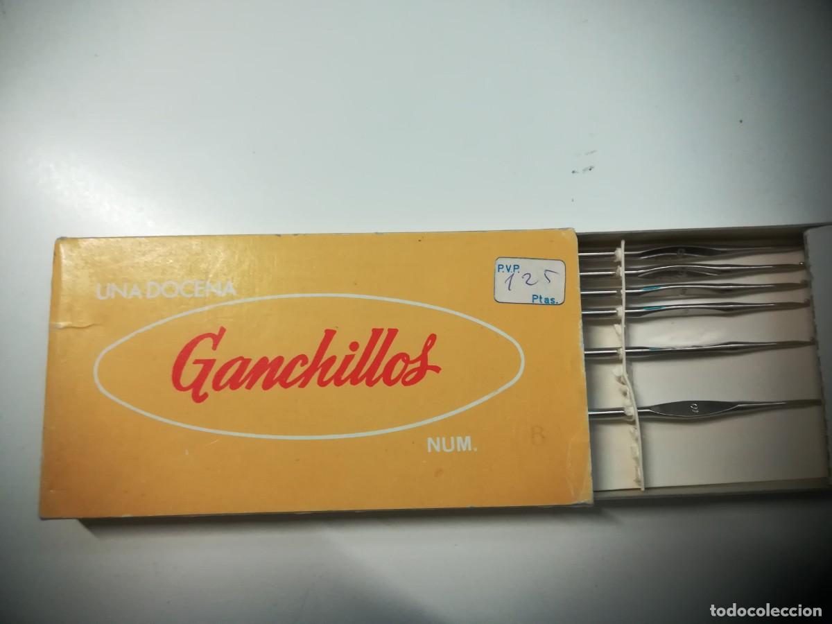 Antig&uuml;edades: SEIS AGUJAS DE GANCHILLO N&ordm;6 MARCA DAMA , EN SU CAJA