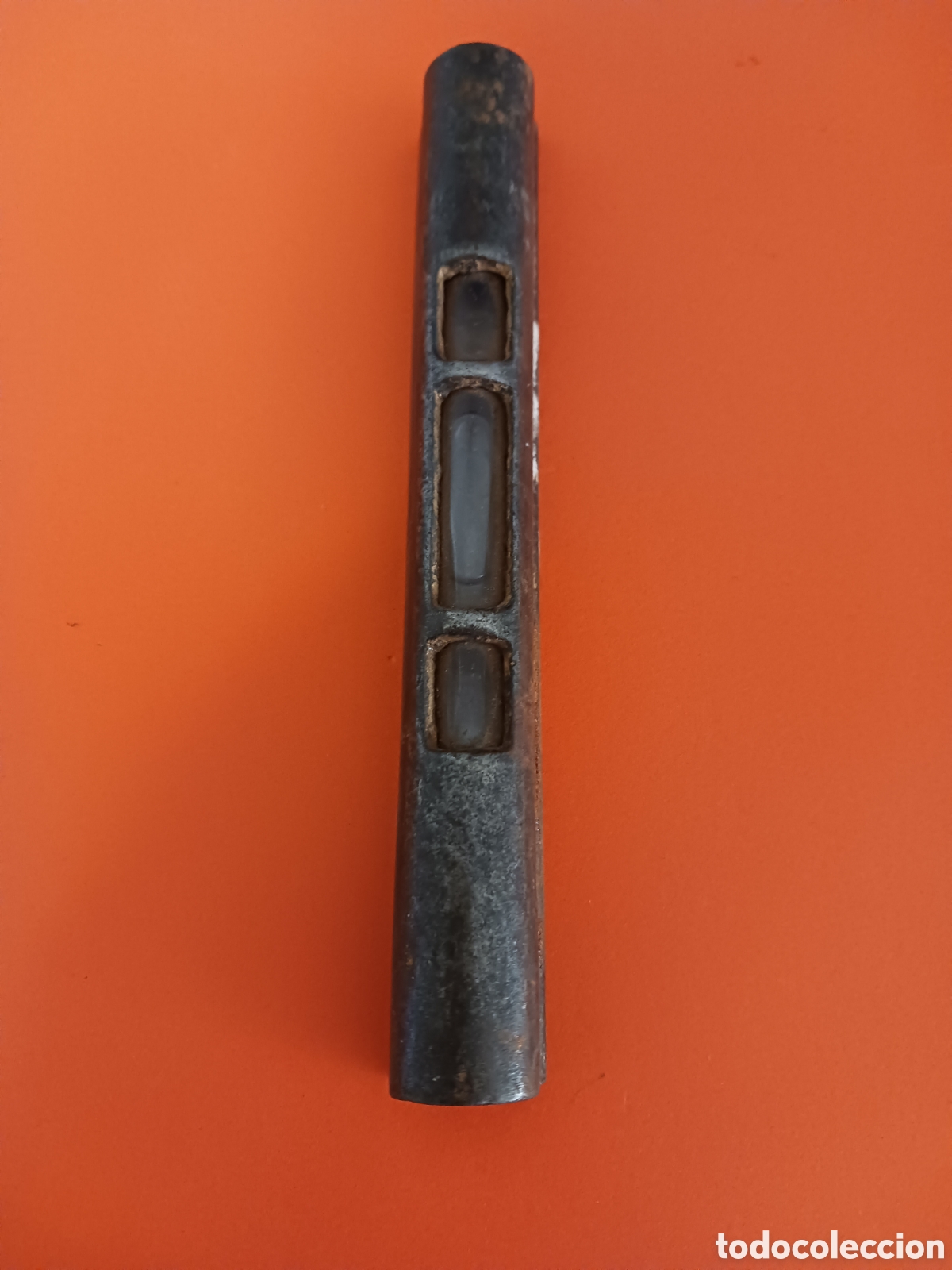 Antiques: Antiguo nivel de hierro, alba&ntilde;iler&iacute;a