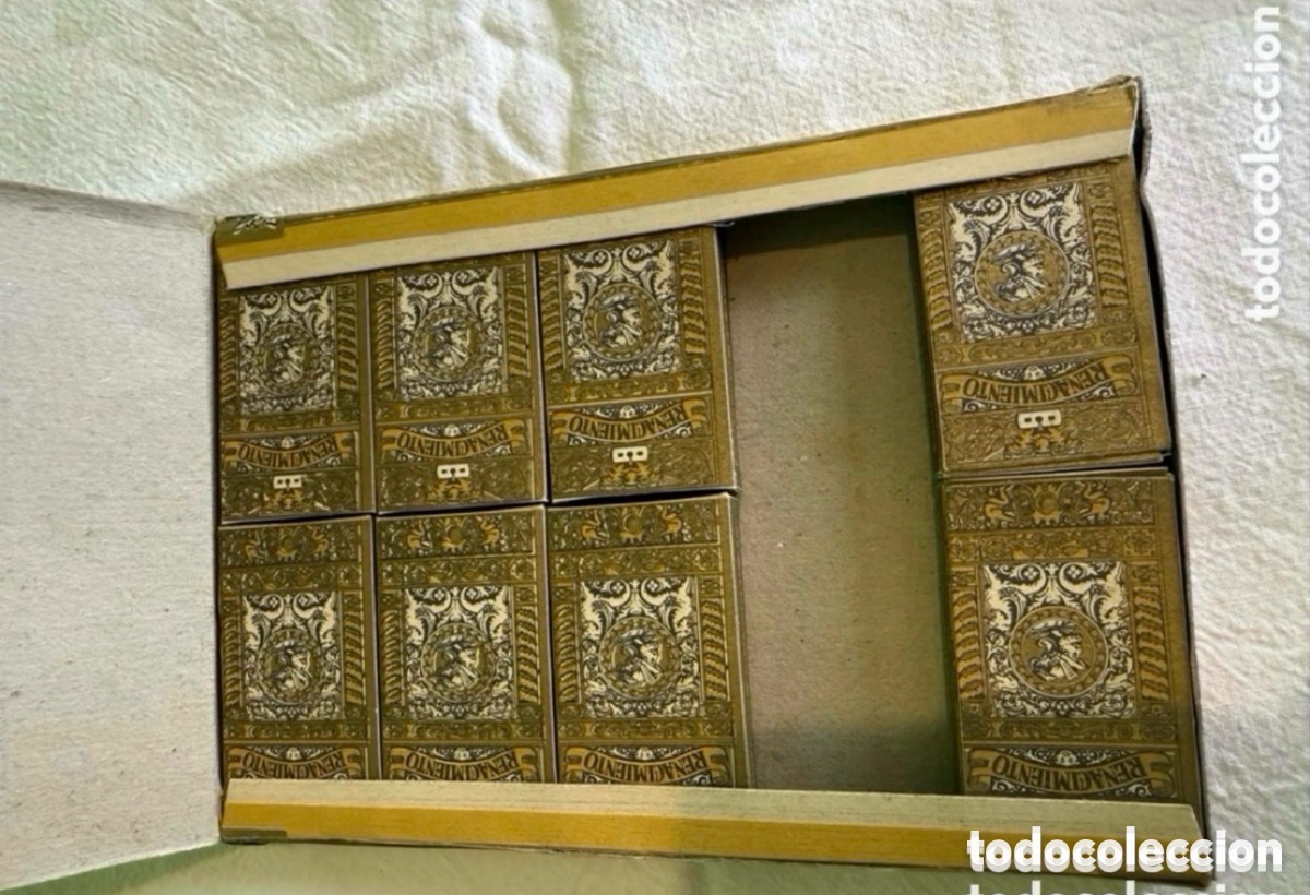Antig&uuml;edades: Antigua caja expositora de 80 hojillas de afeitar vintage marca Renacimiento A&ntilde;os 70.