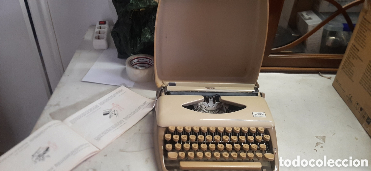 Oggetti Antichi: m&aacute;quina de escribir triumph &rdquo; tippa 1&rdquo; con hoja instrucciones