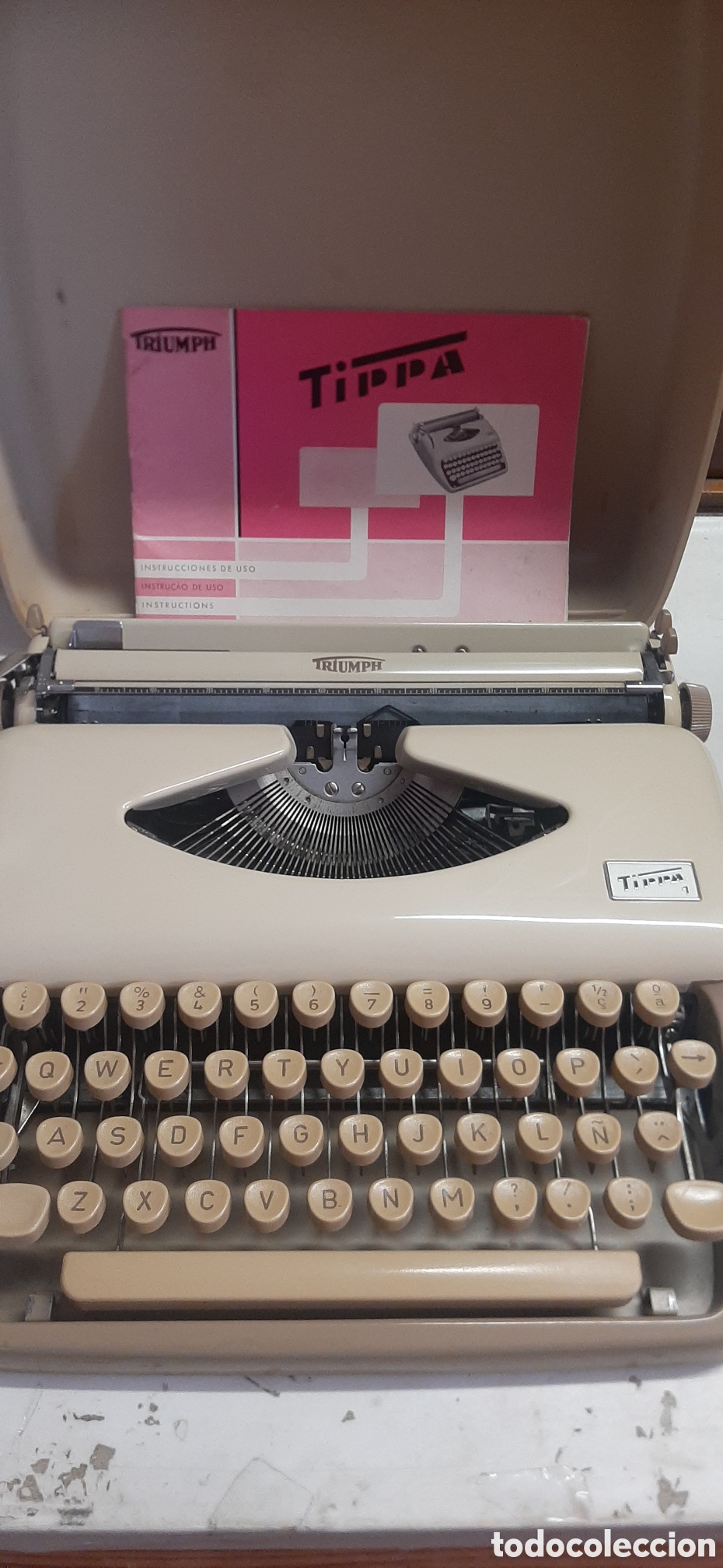 Antiguidades: m&aacute;quina de escribir triumph &rdquo; tippa 1&rdquo; con hoja instrucciones