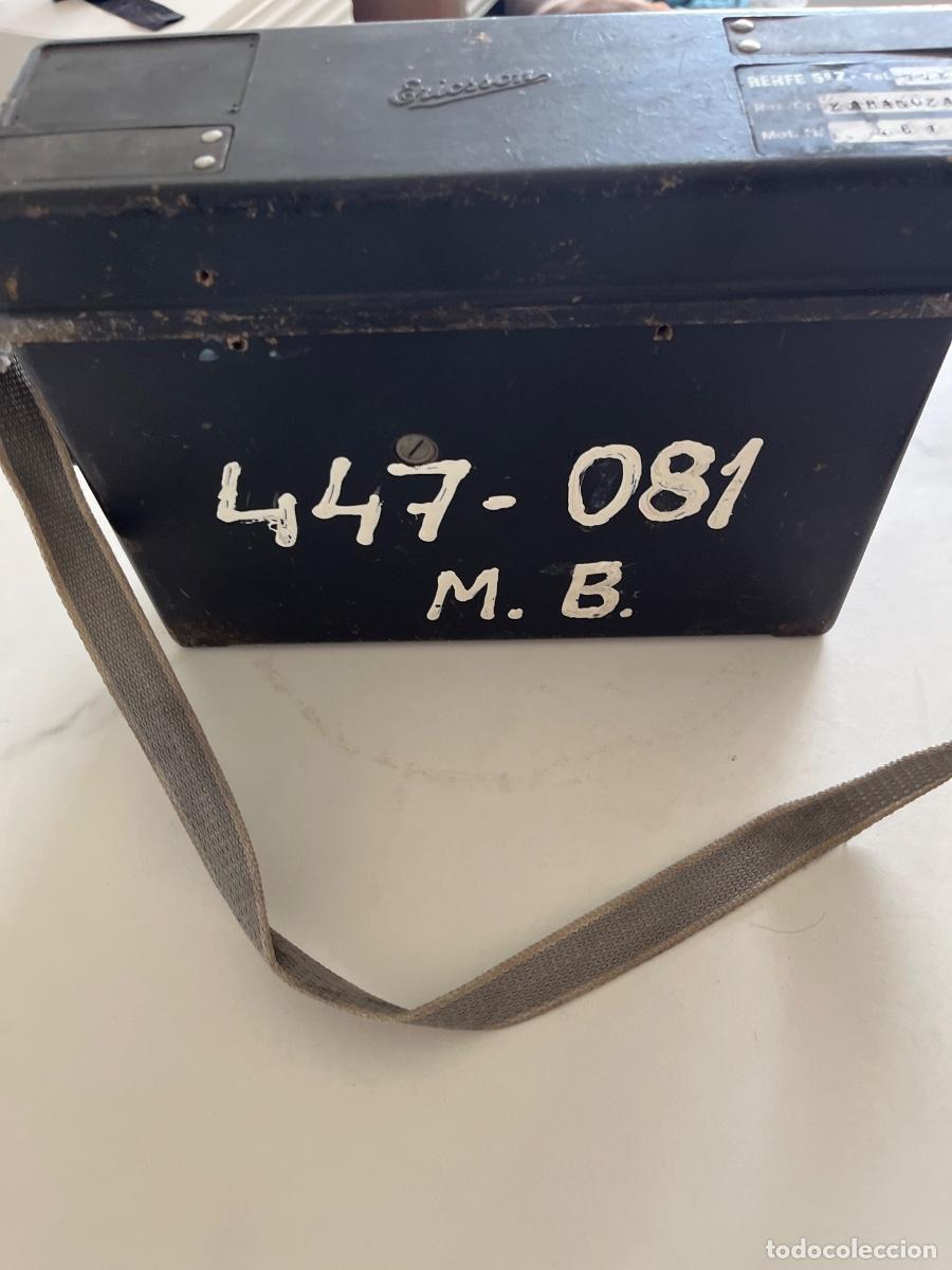 Telefones: Antiguo tel&eacute;fono de Renfe. Marca Ericsson.