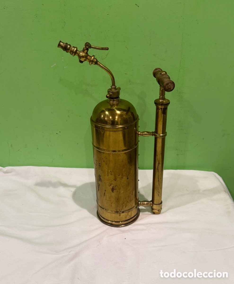 Antig&uuml;edades: Antigua fumigadora Bacchus 2,5L lat&oacute;n pulverizador agr&iacute;cola vintage
