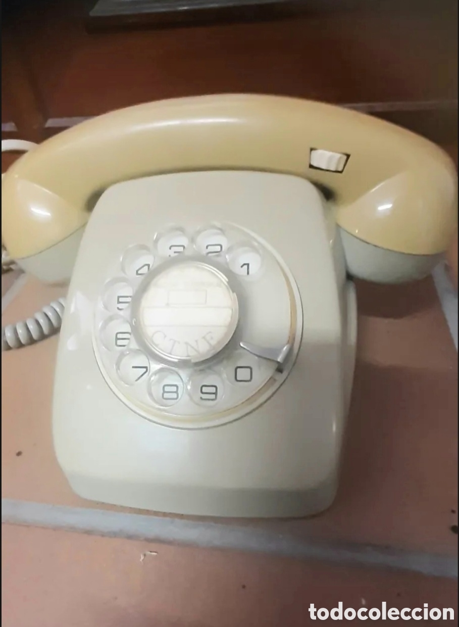 Telefones: curioso tel&eacute;fono para sordos