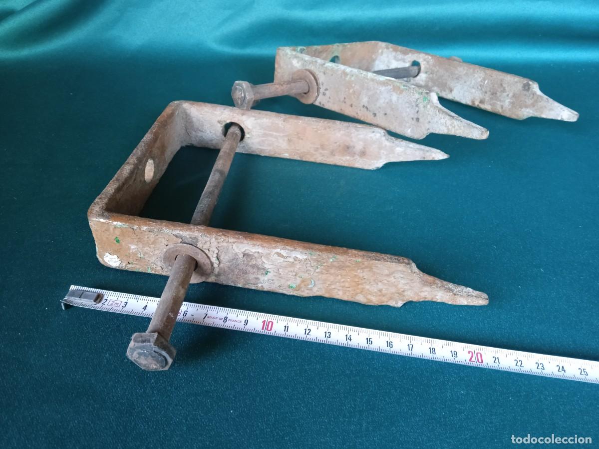 Antig&uuml;edades: Antiguas Piezas de Forja: Conectores Madera. - Foto 4