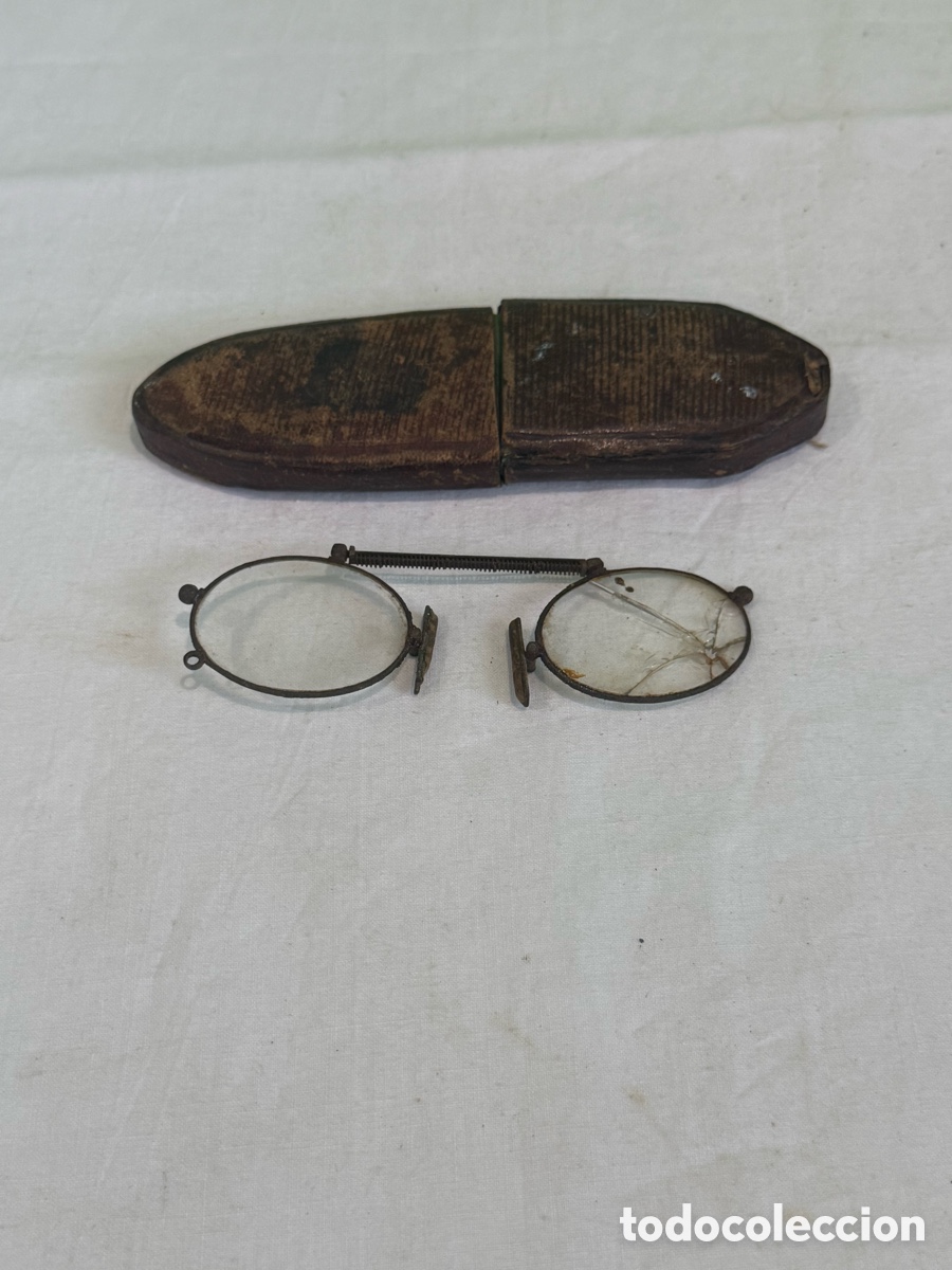 Antig&uuml;edades: Antiguas y Muy Curiosas Gafas Quevedos Originales de &Eacute;poca Siglo XVIII XIX con su estuche original
