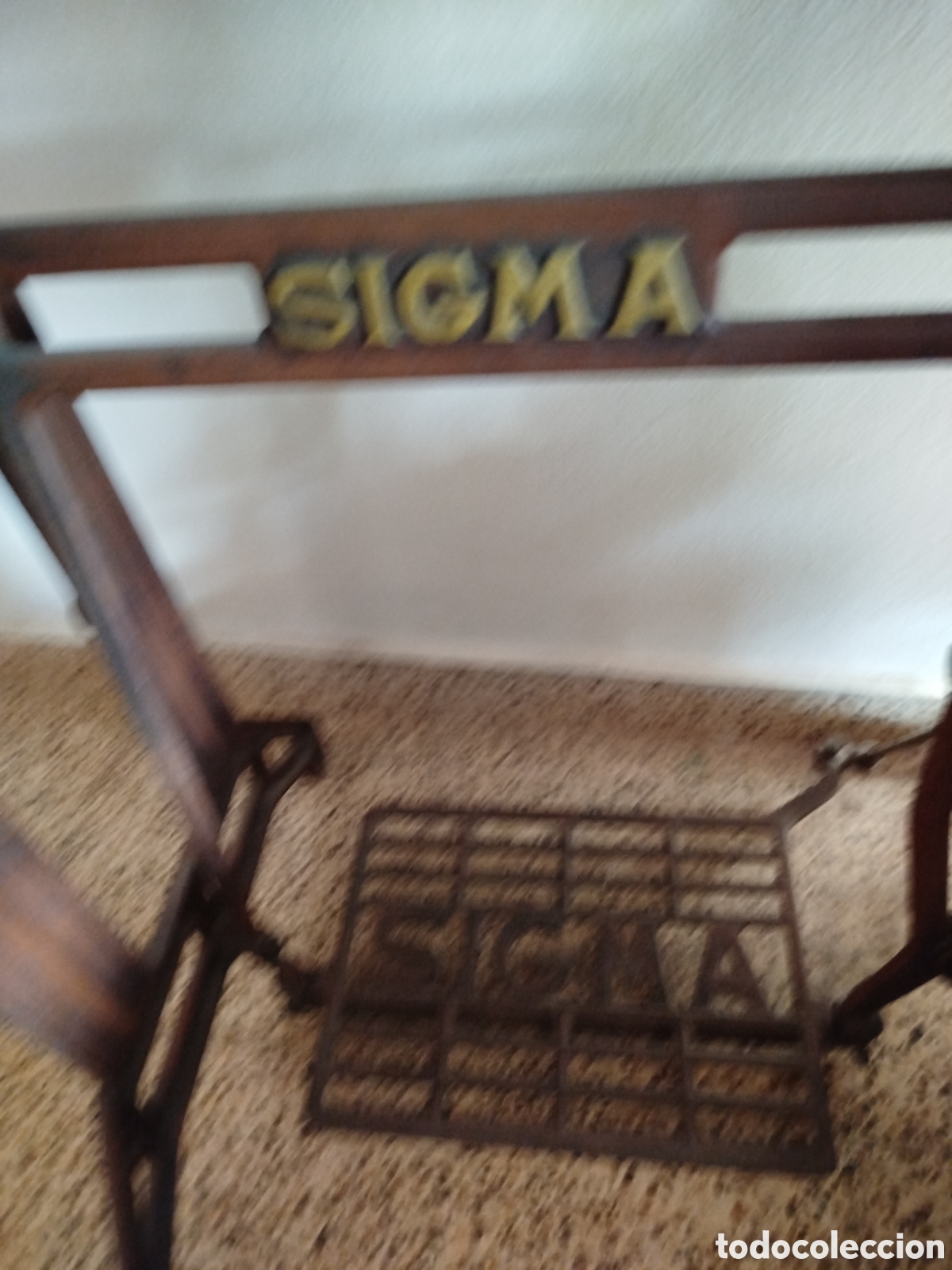 Antig&uuml;edades: Maquina de coser Sigma - Foto 8