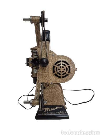 Antiquit&eacute;s: Maquina de Cine Antigua - Proyector: Miami, EMEL, Francia - A&ntilde;os 50