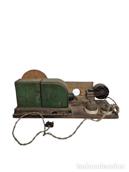 Antiquit&eacute;s: Antiguo Proyector de Cine Nic - con Antigua Electrificaci&oacute;n para su Funcionamiento - A&ntilde;os 30-40
