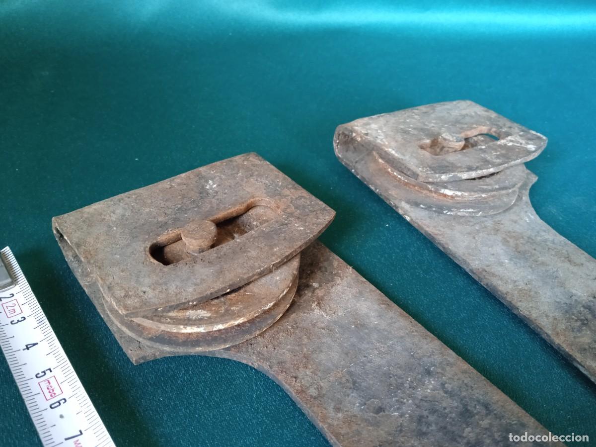 Antig&uuml;edades: Pareja de ANTIGUAS PIEZAS : CORREDERAS. - Foto 2