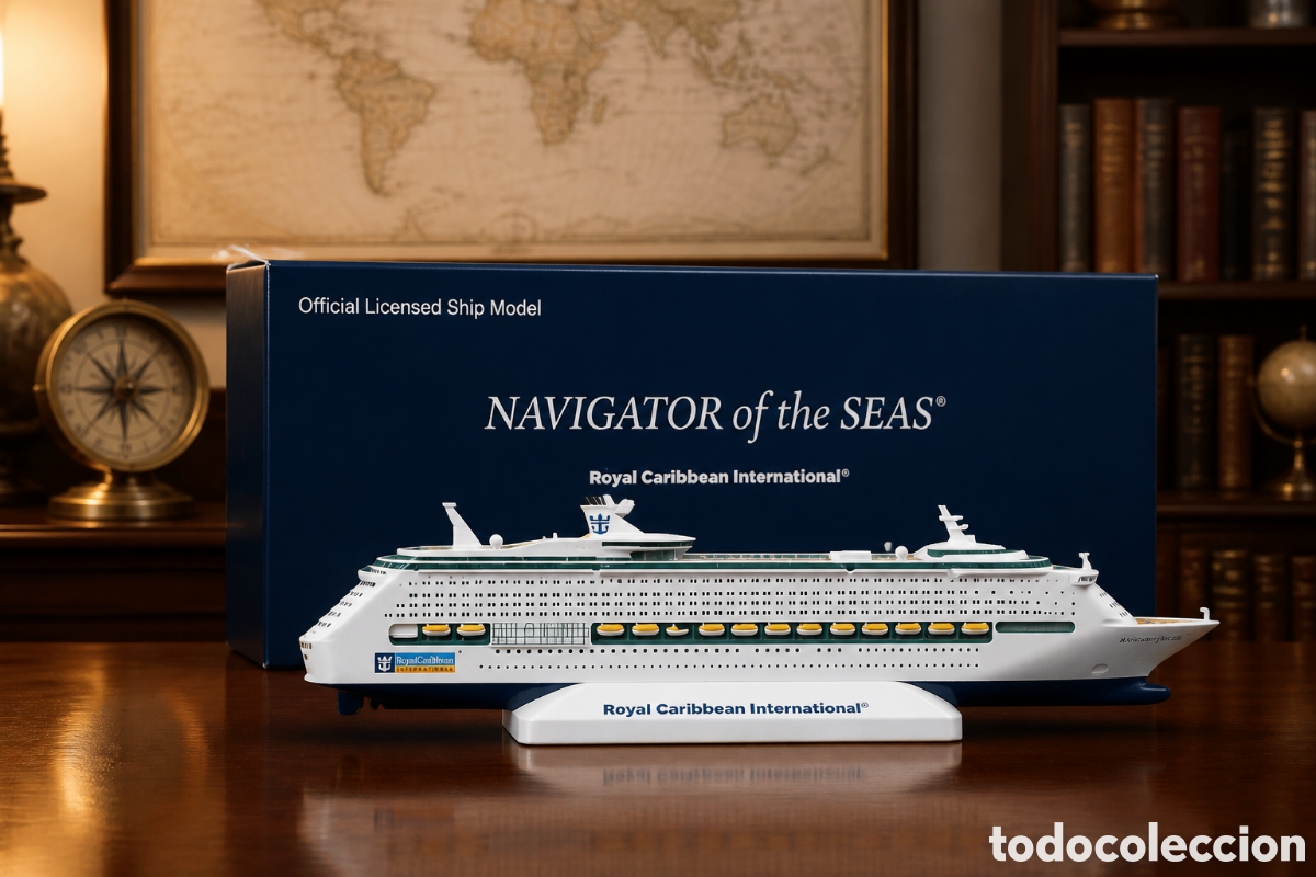 Antig&uuml;edades: MAQUETA DE CRUCERO . ROYAL CARIBBEAN INTERNACIONAL. NAVIGATOR OF THE SEAS. EN SU CAJA ORIGINAL