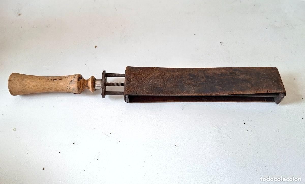 Antiques: BARBER&Iacute;A - antiguo AFILADOR DE HOJAS / NAVAJAS