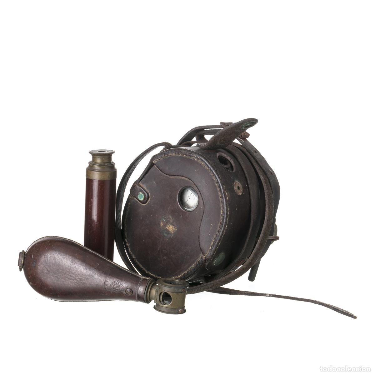 Antig&uuml;edades: Dos instrumentos de medici&oacute;n y un telescopio - siglo XIX