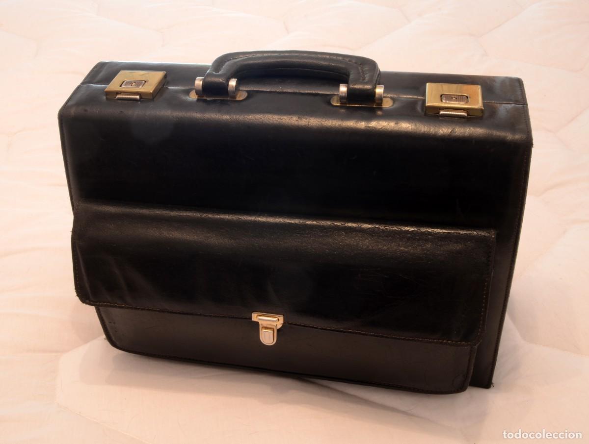Antig&uuml;edades: MALET&Iacute;N DE M&Eacute;DICO COLOR NEGRO A&Ntilde;OS 90