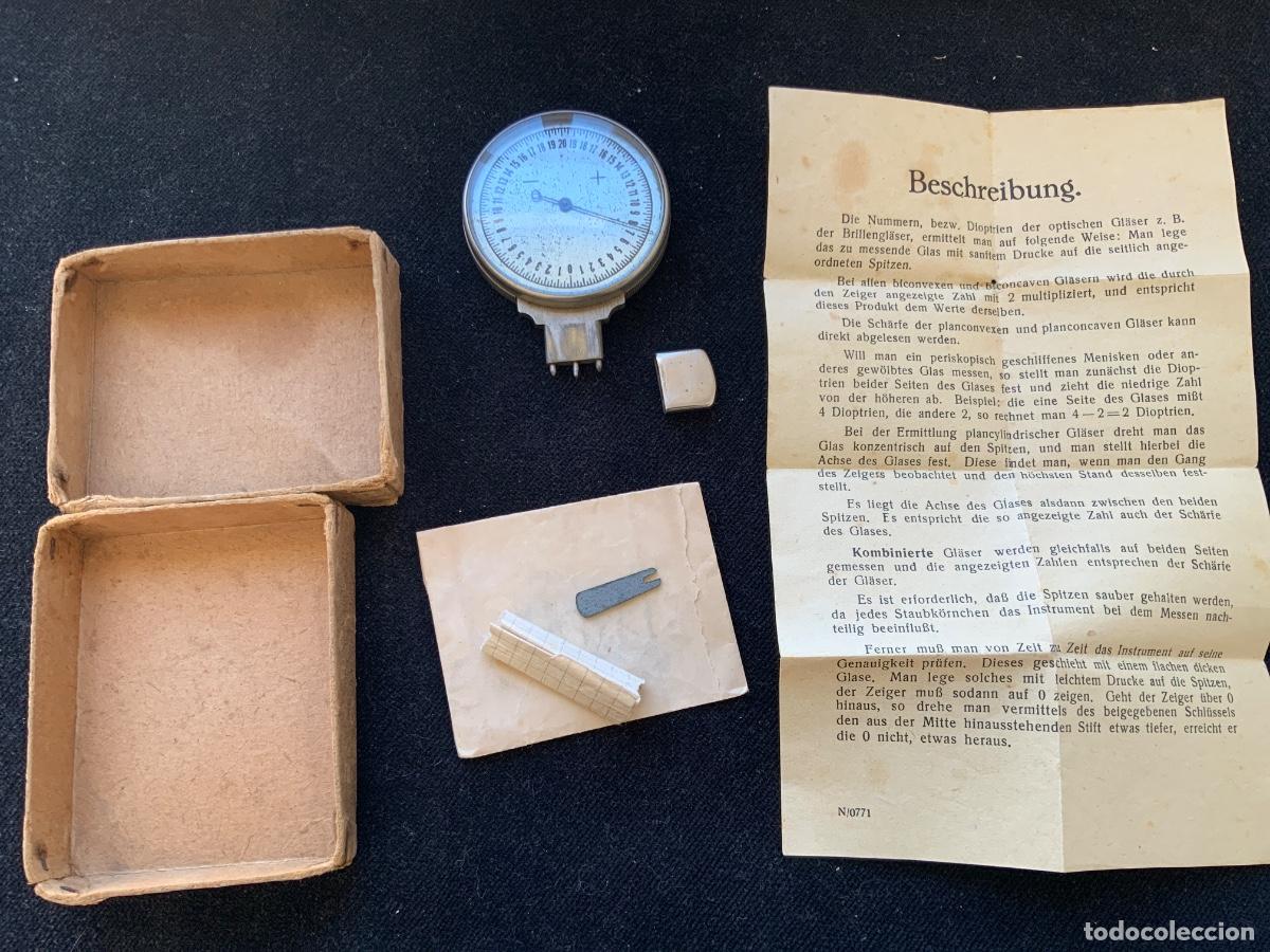 Antiques: Antiguo medidor de dioptrias para lente o gafas, no se si funciona, no probado.