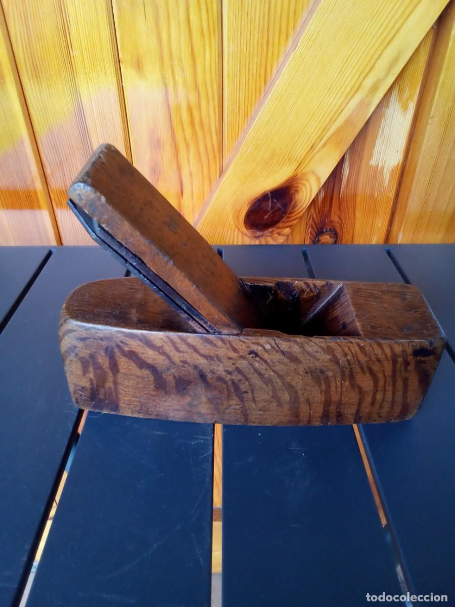 Antiquit&eacute;s: CEPILLO DE CARPINTERO