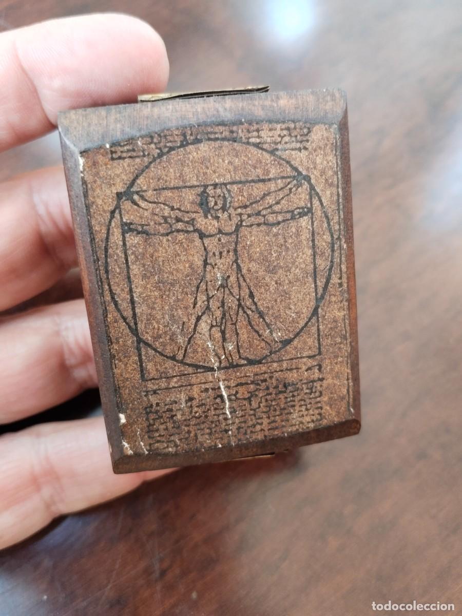 Antig&uuml;edades: Br&uacute;jula Reloj. Madera. - Foto 3