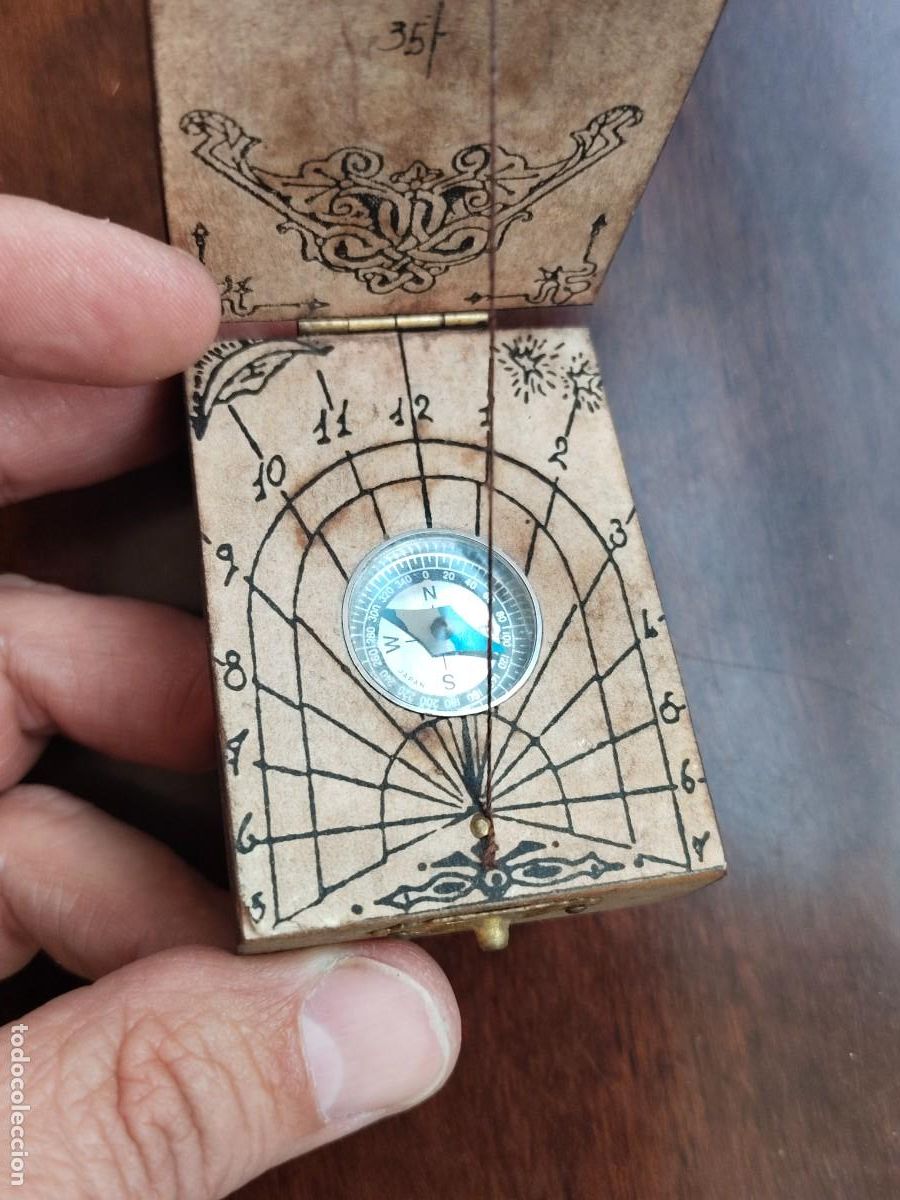 Antig&uuml;edades: Br&uacute;jula Reloj. Madera. - Foto 10